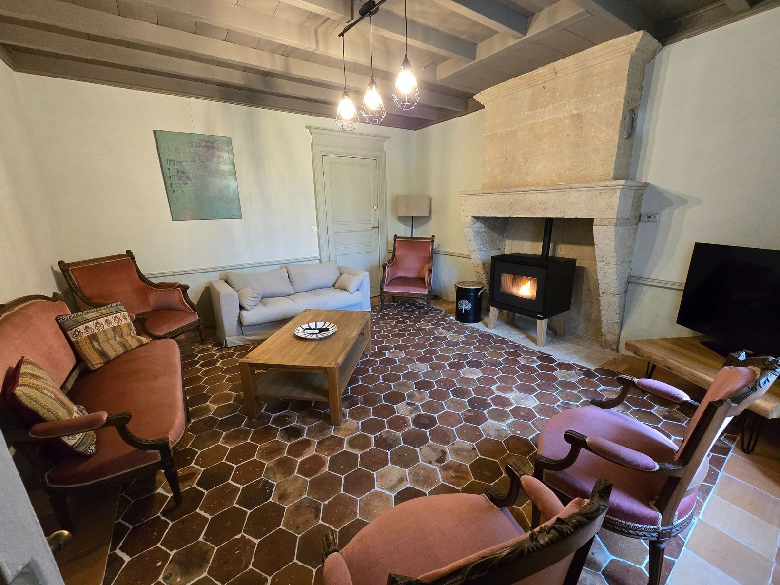 Salon avec cheminée